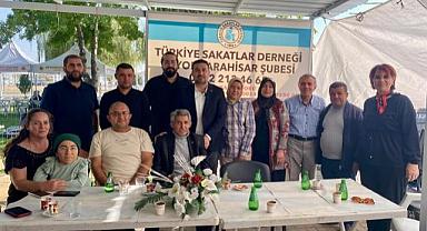 AFYONKARAHİSAR’DA KATMER PİKNİĞİNDE GÖNÜLLER BİRLEŞTİ: İHSAN AYRANCI DUALARLA ANILDI!