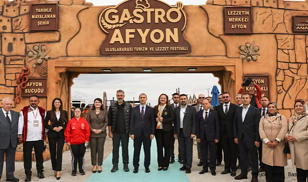 AFYONKARAHİSAR’DAN DÜNYAYA LEZZET REKORU: 81 İL TEK SOFRADA BULUŞTU!