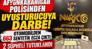 AFYONKARAHİSAR POLİSİNDEN UYUŞTURUCUYA DARBE! OTOMOBİLDEN 663 SENTETİK ECZA ÇIKTI, 2 ŞÜPHELİ TUTUKLANDI