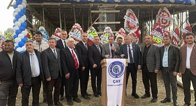 ÇAY’A DEV YATIRIMIN TEMELİ ATILDI: 5 KATLI HİZMET BİNASI, OTEL, RESTORAN VE TERAS KAFE!