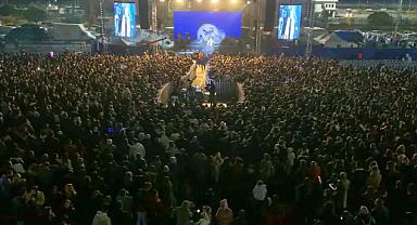 GASTRO AFYON’DA İKİNCİ GÜN COŞKUSU: LEZZET ŞÖLENİ KONSERLERLE ZİRVEYE ÇIKTI!