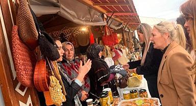 İYİ PARTİ HEYETİ GASTRO AFYON’DA KADIN ÜRETİCİLERLE BULUŞTU: “KADIN EMEĞİNİN OLDUĞU HER YERDE YANLARINDAYIZ”