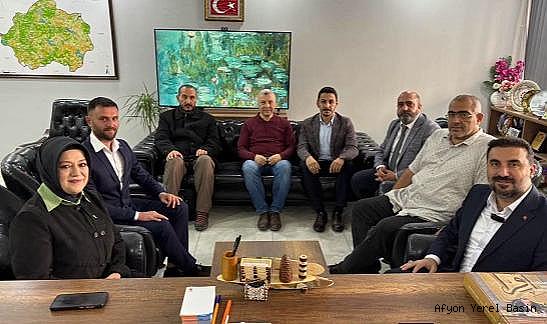 ÖZGÜR KAVAK’TAN KÜTAHYA ÇIKARMASI: PEŞ PEŞE ZİYARETLER!