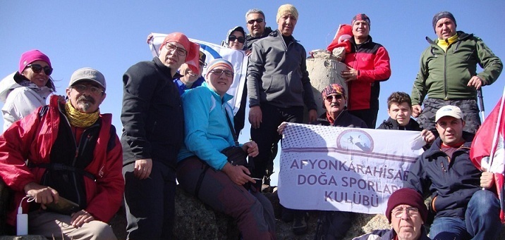 Atatürk İçin Yürüdüler