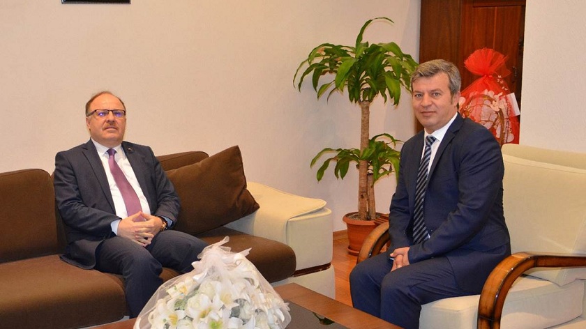 Vali Tutulmaz Emniyet Müdür Vekili Yıldız’ı Makamında Ziyaret Etti