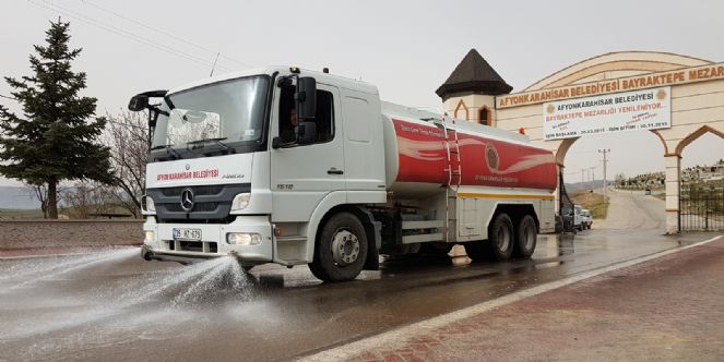 Mezarlıklar Kandil Ziyaretlerine Hazır