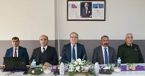 Vali Tutulmaz Muhtarlar İle Bir Araya Geldi.