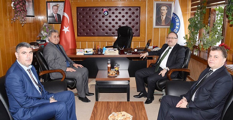 Vali Tutulmaz Merkeze Bağlı Köy Ve Kasabalara Ziyarette Bulundu