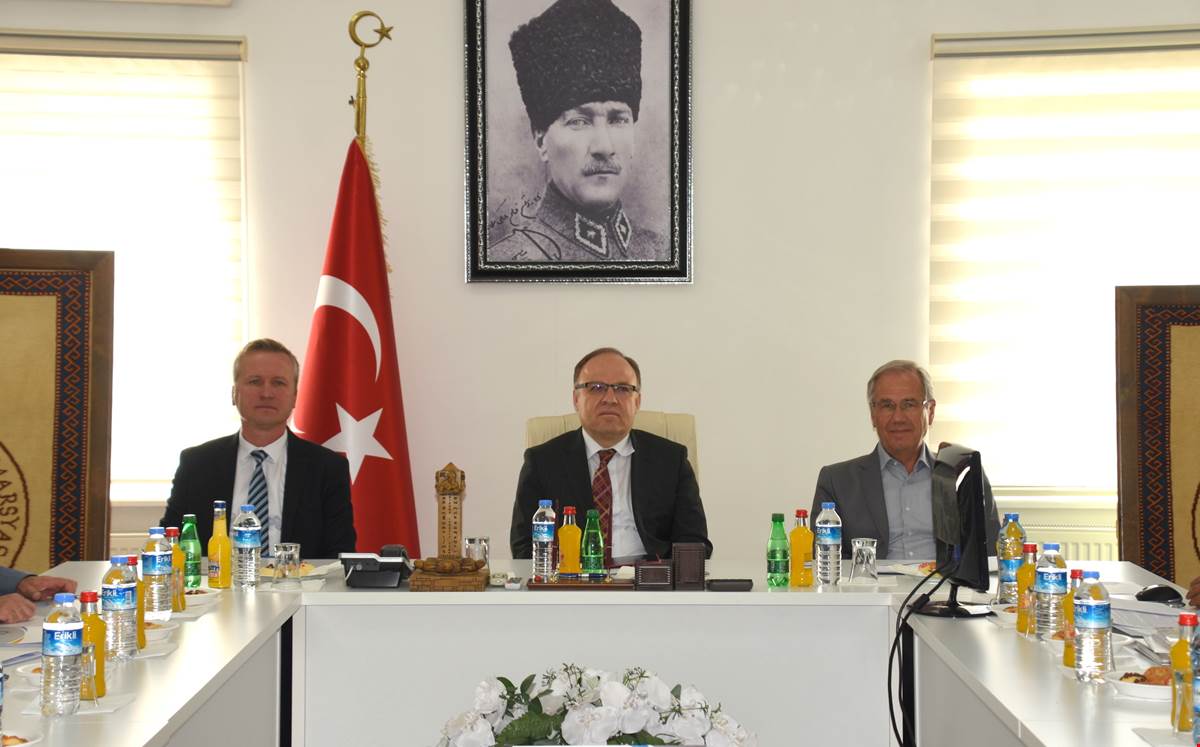 Dinar Osb Toplantısı Vali Tutulmaz’ın Başkanlığında Yapıldı