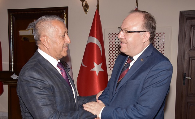 Belediye Başkanı Zeybek’ten Vali Tutulmaz’a Ziyaret