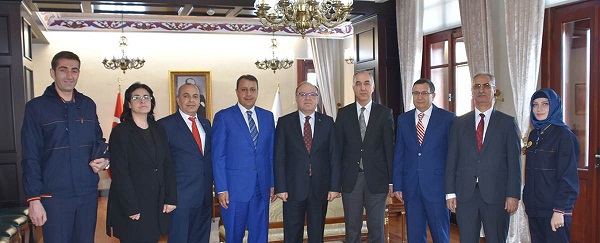 Vali Tutulmaz Ptt Heyetini Makamında Kabul Etti.