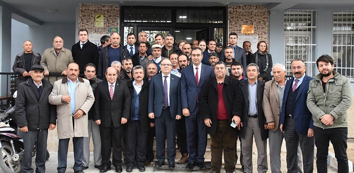 Vali Tutulmaz Muhtarlarla Bir Araya Gelerek İstek Ve Taleplerini Dinledi