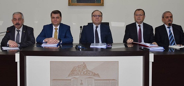 Halk Toplantısı Vali Mustafa Tutulmaz’ın Başkanlığında Yapıldı.