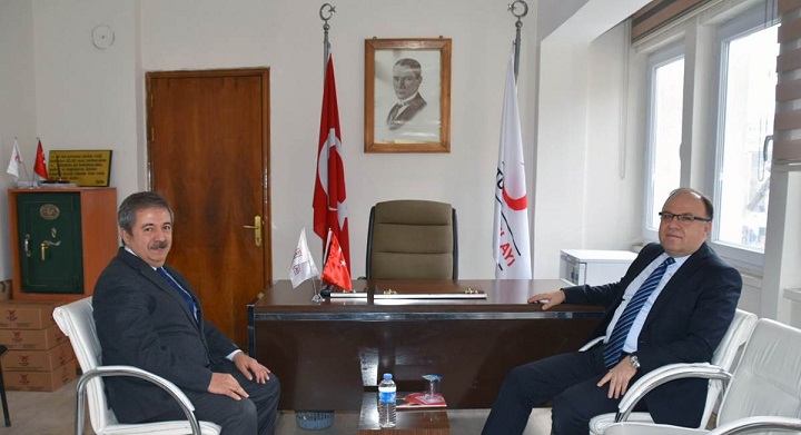 Vali Tutulmaz, Türk Kızılay şube Başkanı Danıştekin’e Ziyarette Bulundu.
