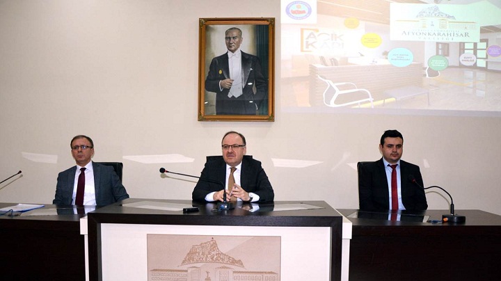 Açık Kapı Projesi Tanıtım Toplantısı Vali Tutulmaz’ın Başkanlığında Gerçekleştirildi