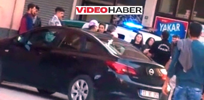 Taciz'ci Suriyeliye Meydan Dayağı..