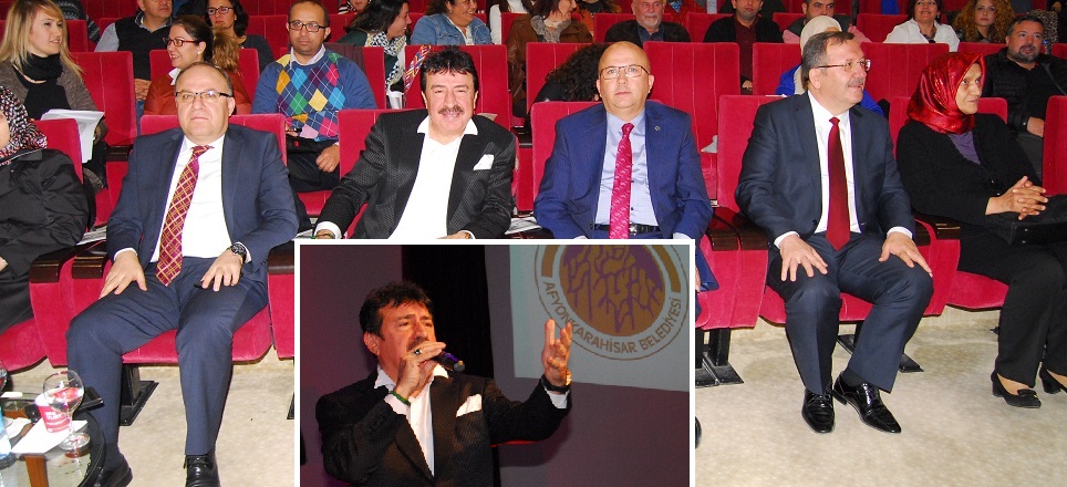 Ahmet Selçuk İlkan Konser'de Gönülleri Fetheddi