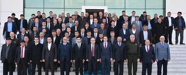 Vali Tutulmaz Sinanpaşa'da Muhtarlar İle Bir Araya Geldi.