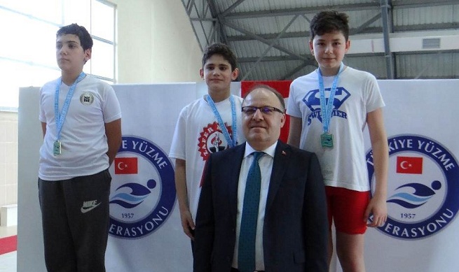 11-12 Yaş Ulusal Gelişim Projesi Yüzme Yarışmaları Başladı