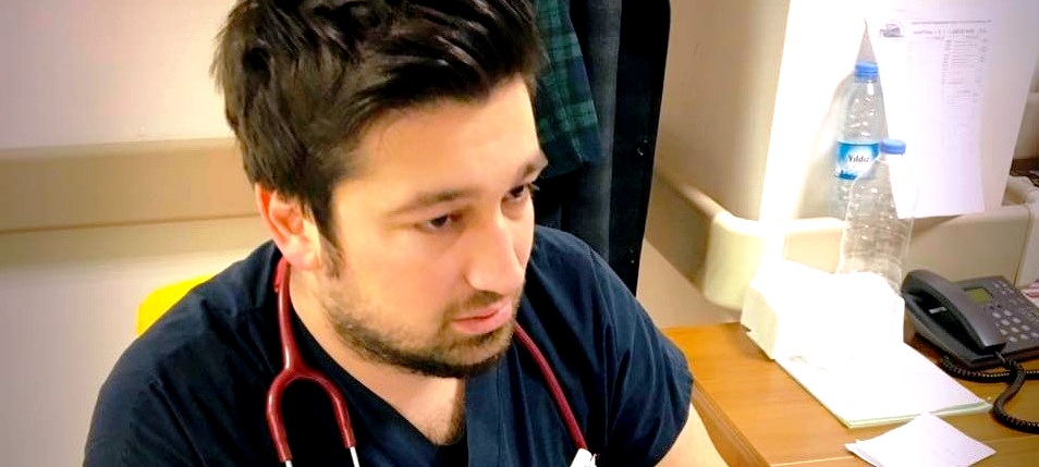 Başhekim Yardımcısını Kim Ve Neden İstifa Ettirdi.?