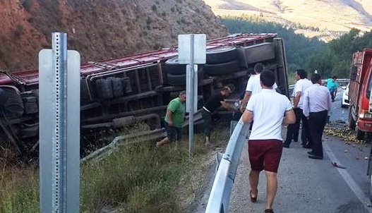 Trafikte Uyursan ölürsün !!