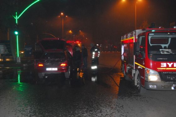 Kırmızı ışık'la Birlikte Araç'da Yandı
