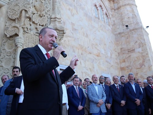 Cumhurbaşkanı Erdoğan, Bulancak Sarayburnu Camisi'nin Açılışını Yaptı