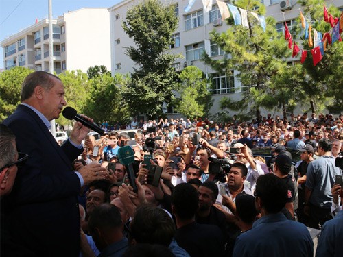 “insanlık Myanmar Katliamına Sessiz Kaldı”