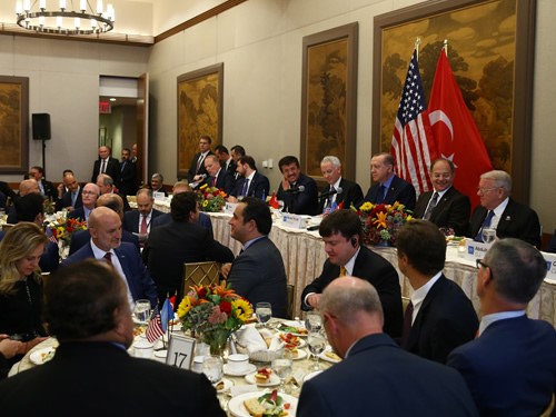 Cumhurbaşkanı Erdoğan, Abd'li Yatırımcılarla Buluştu