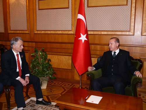 Cumhurbaşkanı Erdoğan, Kırım Tatar Toplumu Temsilcilerini Kabul Etti