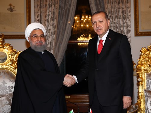 Cumhurbaşkanı Erdoğan, İran Cumhurbaşkanı Ruhani İle Görüştü