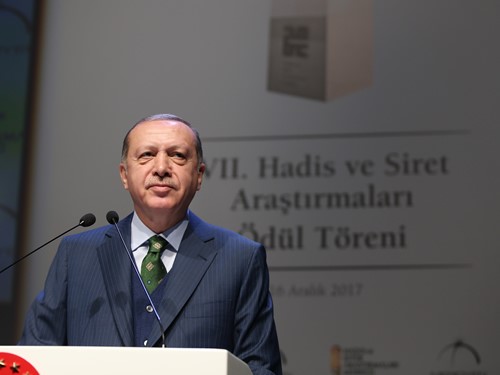 “sünnet Ve Siret Olmadan, İslam’ın Yaşanması Mümkün Değildir”