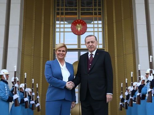 Hırvatistan Cumhurbaşkanı Kitaroviç Cumhurbaşkanlığı Külliyesinde