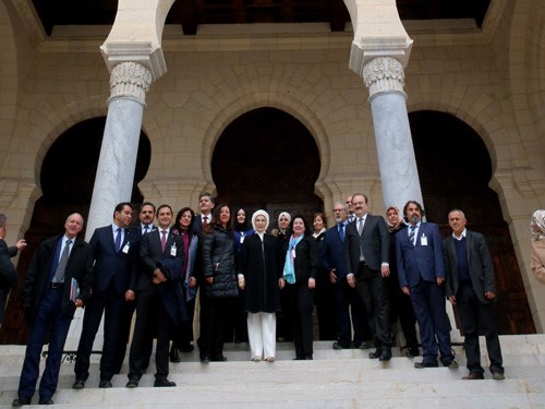 Emine Erdoğan, Cezayir’de Tarihî Keçiova Camii’ni Ziyaret Etti