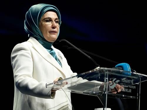 Emine Erdoğan, Türkiye’ye Enerji Veren Kadınlar ödül Töreni’ne Katıldı