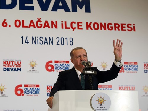 “2019 Seçimleri Eski Türkiye Alışkanlıklarının Tasfiyesinde Bir Milat Olacak”
