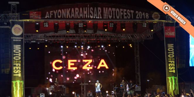 Rap Müziğin Yıldızı Motokros Festivalinde