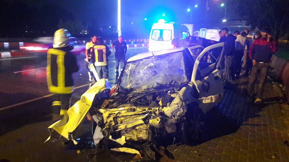 Kazada Bir Futbolcu Hayatını Kaybetti Yaralılar Var !!!