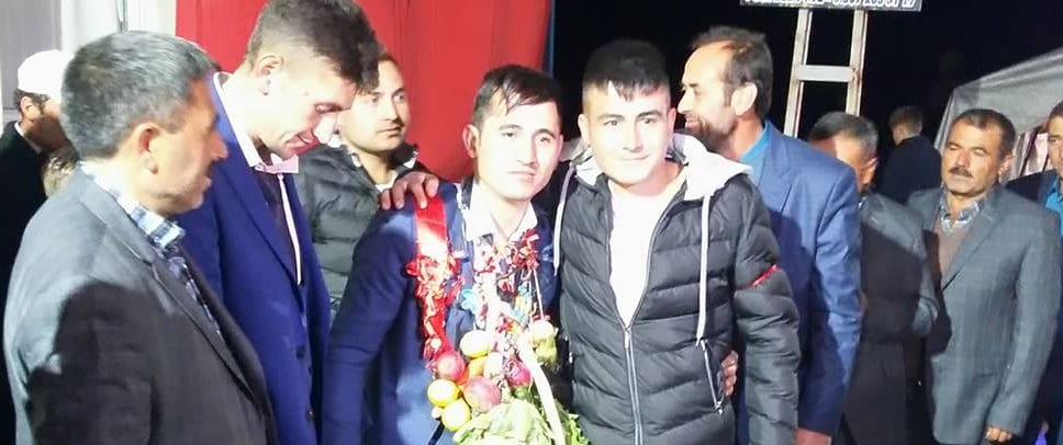 Damada, Düğünde Sebze Ve Meyve Taktılar