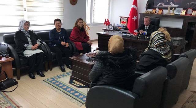 Ak Parti Dinar Kadın Kollarından Kaymakam şahin’e Ziyaret