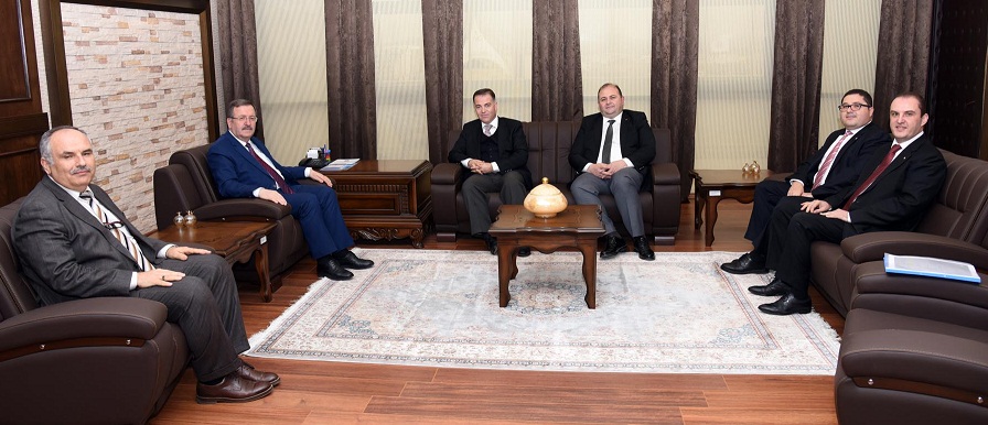 Rektör Solak Ziraat Bankası Yöneticilerini Kabul Etti