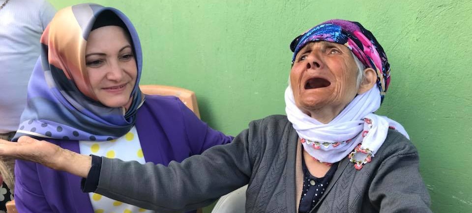 Milletvekili Adayı Rasime Fedakar İscehisar'a çıkarma Yaptı