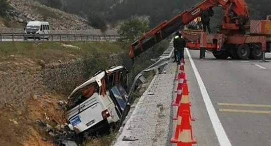 Otobus Kanala Uctu 7 Olu 28 Yarali Asayis Haberleri Afyon Yerel Basin