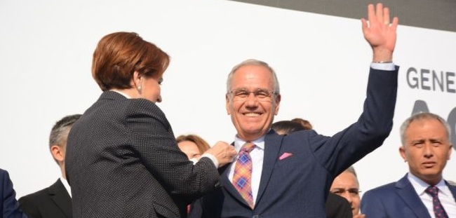 Dinar Belediye Başkanı Acar, İyi Partiye Geçti