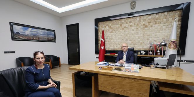 Basın Yayın Ve Enformasyon İl Müdüründen Ziyaret