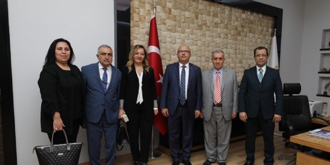 Demirel´in Doktoru Aylin Cesur´dan Ziyaret