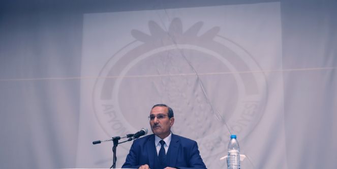 Helal Gıdanın İnsana Etkileri Anlatıldı