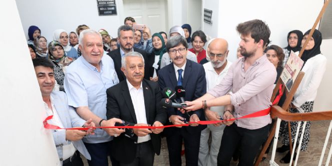 Belediye Ve Hem Kurslarının Yıl Sonu Sergisi Açıldı