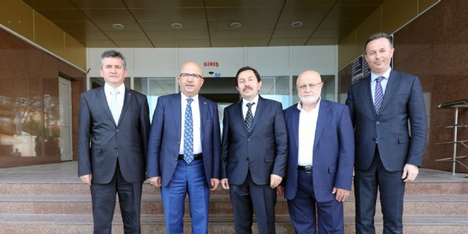 Vali Balkanlıoğlu´ndan Başkan çoban´a Ziyaret