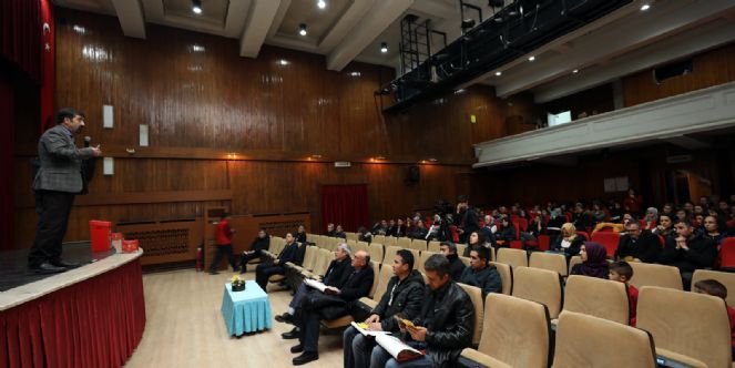 öğretmenlere Atık Pil Eğitimi Verildi